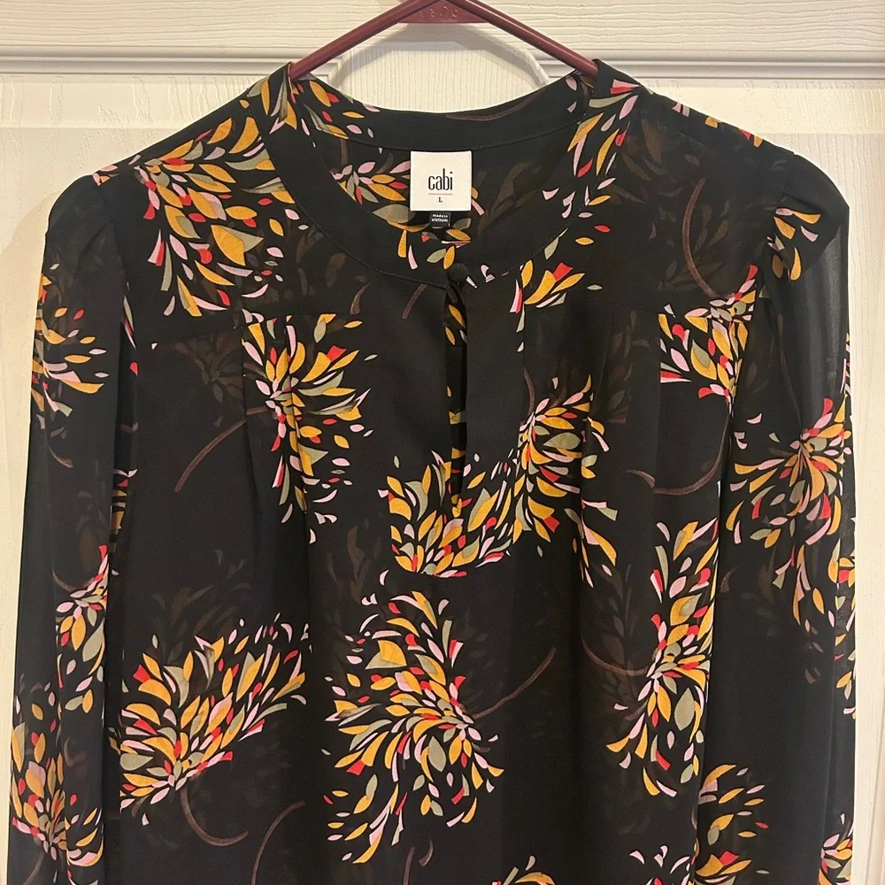 Cabi Fiesta Blouse - Picture 5 of 8